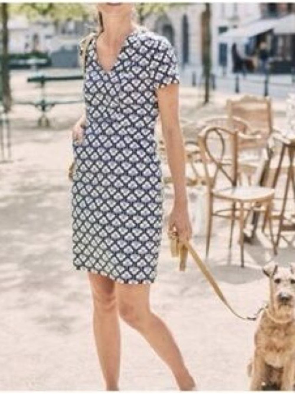 Boden Navy and White Floral V-neck Pocket Dress 8p - Picture 3 of 9